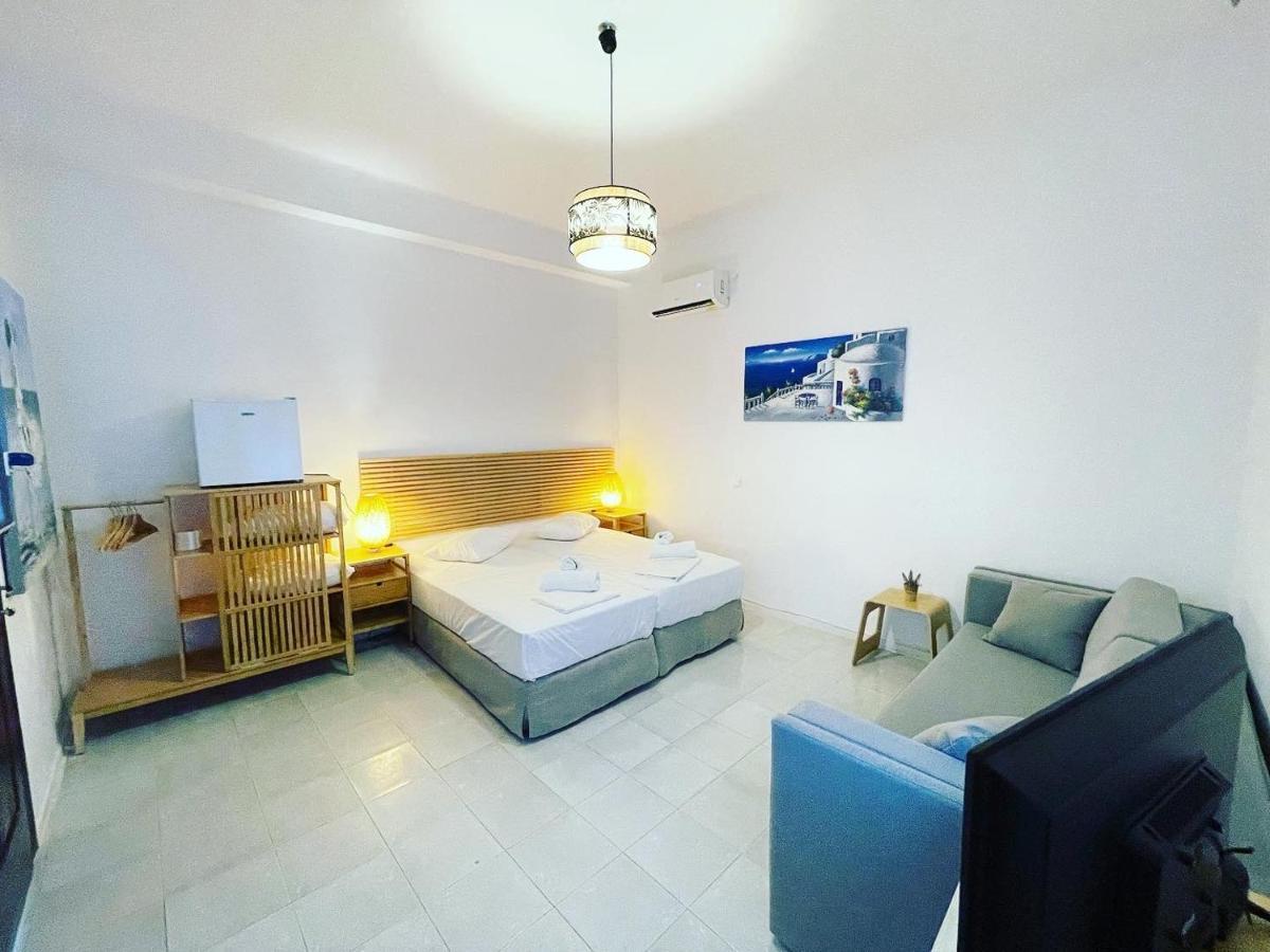 Albatross Hotel Livadi  Ngoại thất bức ảnh