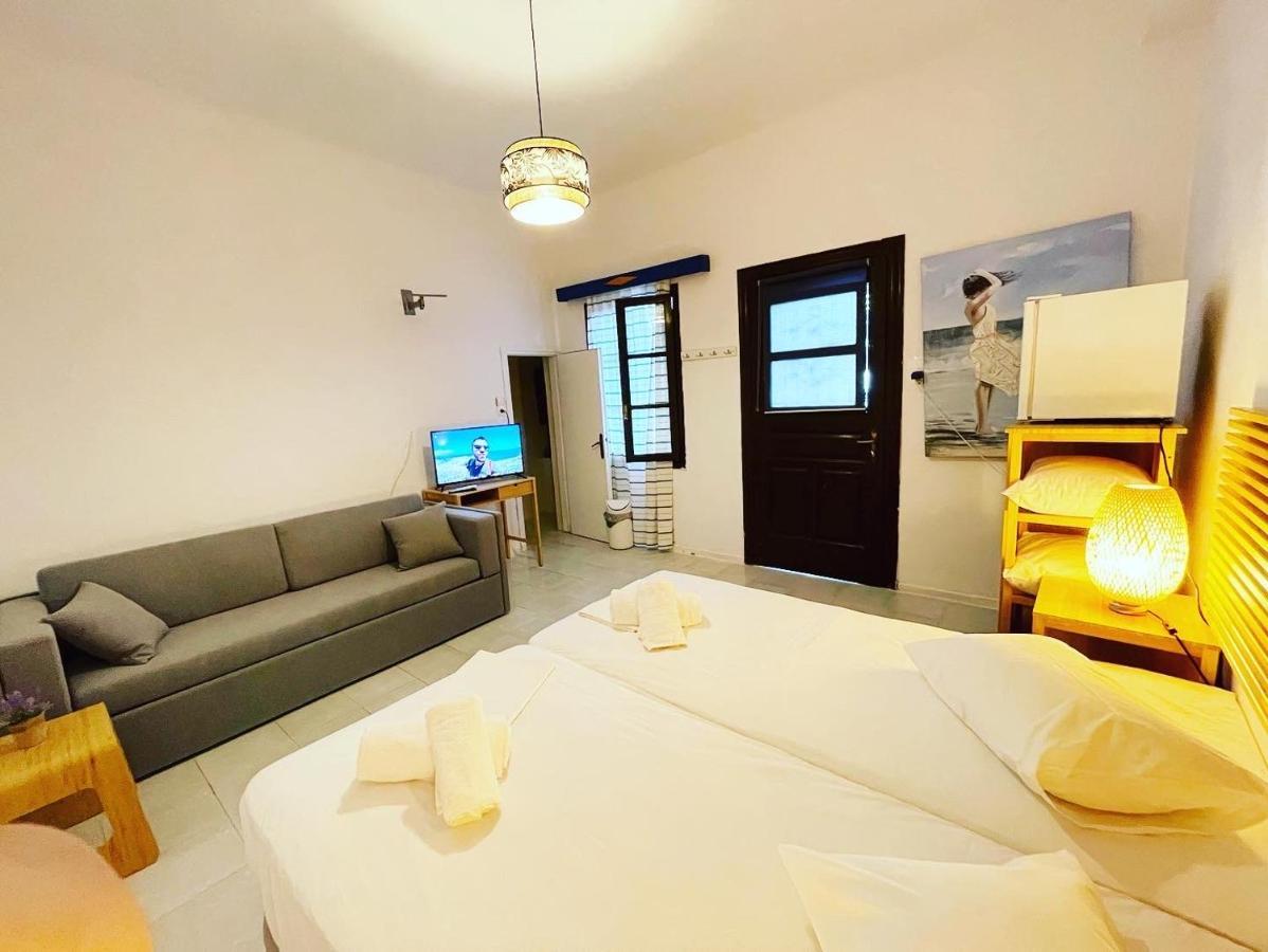 Albatross Hotel Livadi  Ngoại thất bức ảnh