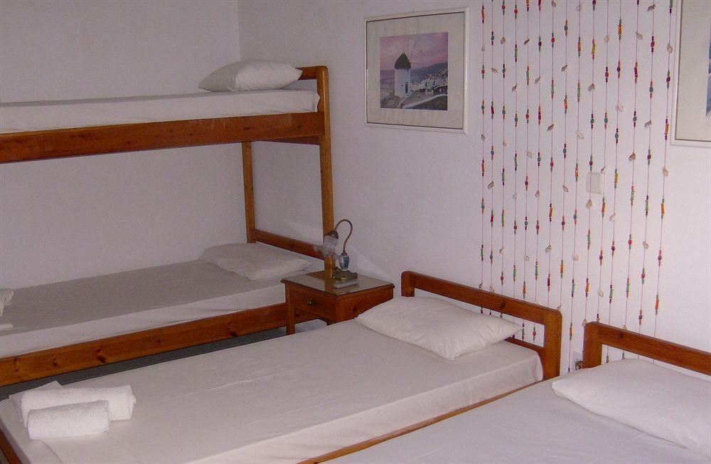 Albatross Hotel Livadi  Phòng bức ảnh