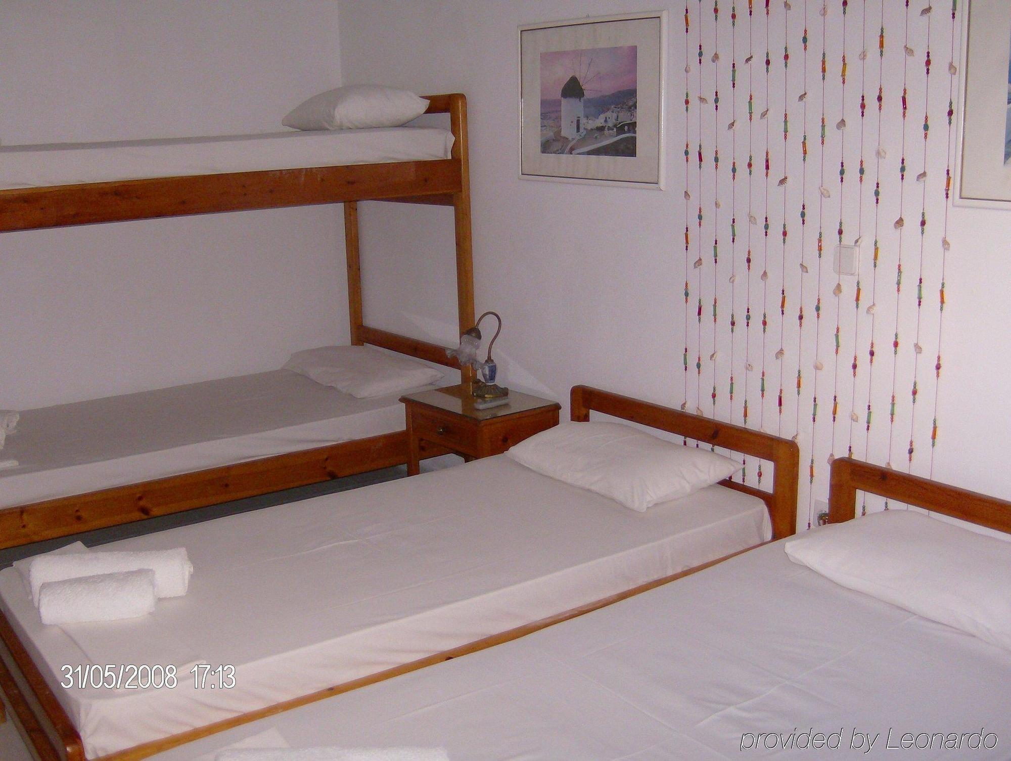 Albatross Hotel Livadi  Phòng bức ảnh