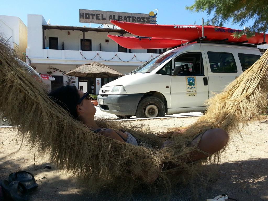 Albatross Hotel Livadi  Ngoại thất bức ảnh